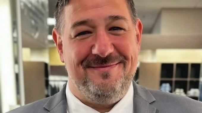 Ben Penigar, Peekz ConsultiN office manager